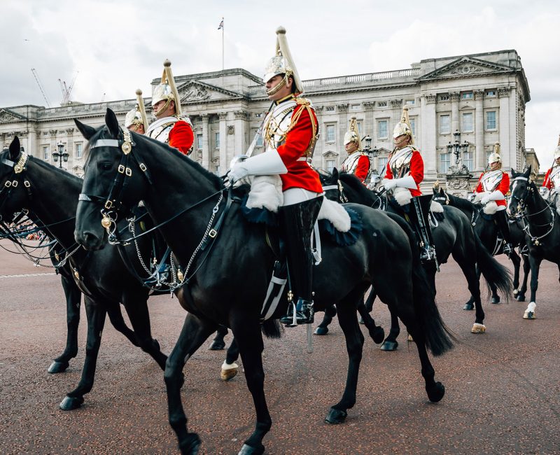 queens-guards-cavalry-parade